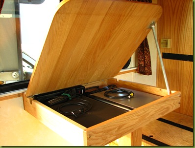 Custom Motorhome Build: Unique Custom Stuff